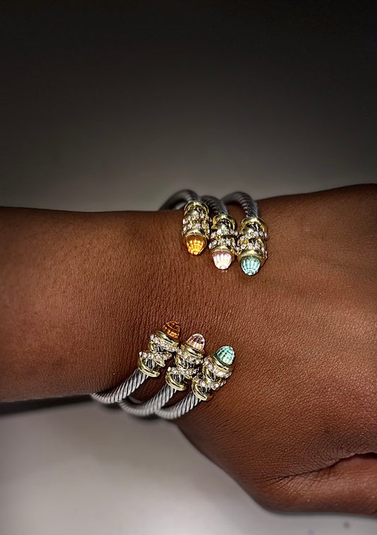 CABLE BRACELET